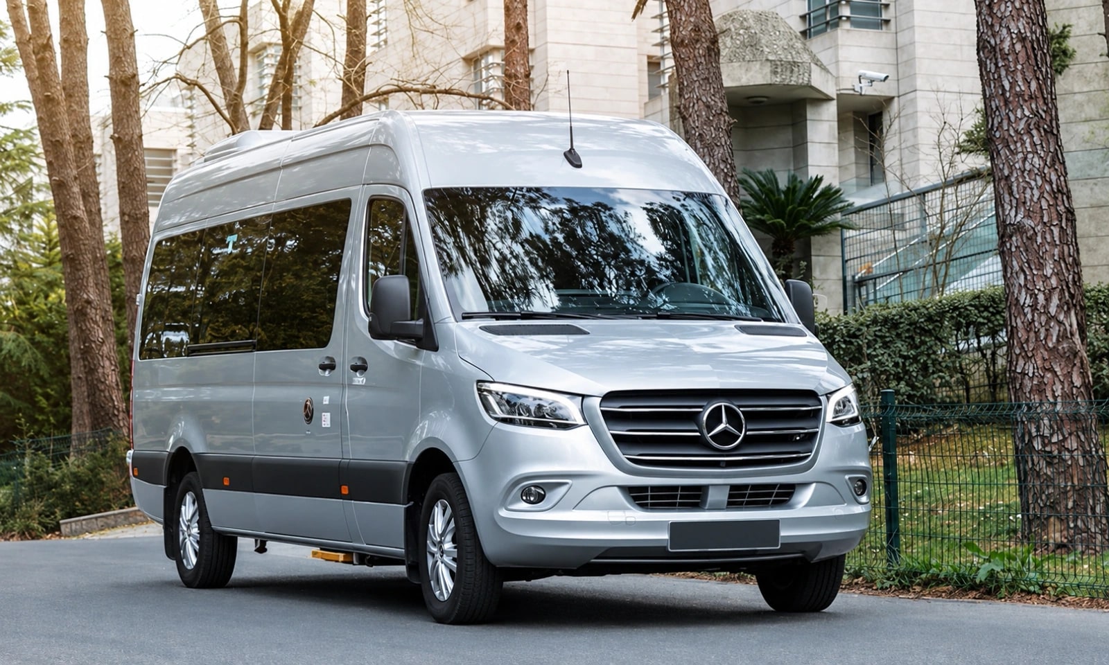 Ankara CRK Tourism Mercedes-Benz Sprinter VIP özel transfer aracı